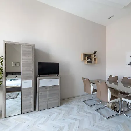 Eagle-eye Downtown By Souperapartments شقة